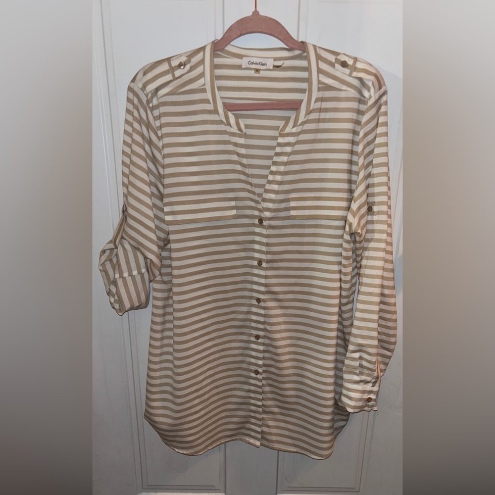 Calvin Klein Sz.Xlg Beige and white Striped Blouse~BEAUTIFUL